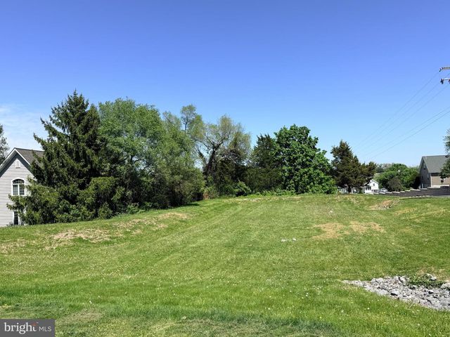 16 BRITANIA CT, Martinsburg, WV 25405