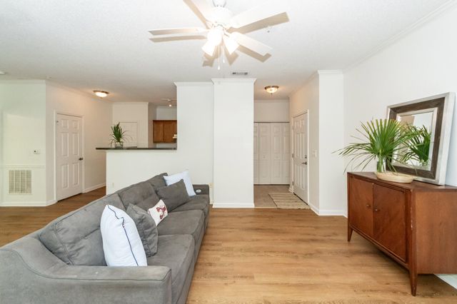 45 Sycamore Avenue Apt 1414, Charleston, SC 29407