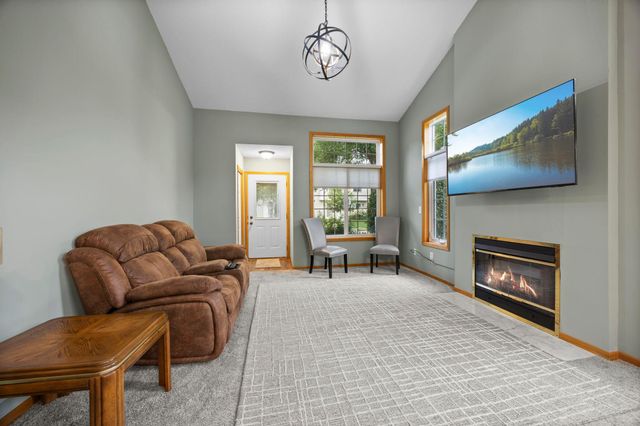 8692 Bechtel Avenue 73, Inver Grove Heights, MN 55076