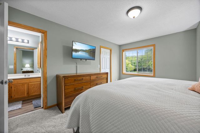 8692 Bechtel Avenue 73, Inver Grove Heights, MN 55076
