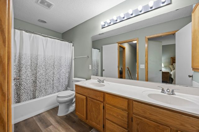 8692 Bechtel Avenue 73, Inver Grove Heights, MN 55076