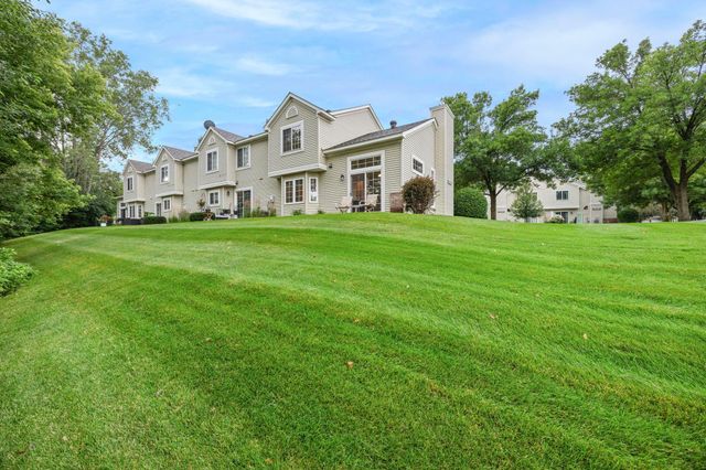 8692 Bechtel Avenue 73, Inver Grove Heights, MN 55076