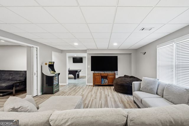 1306 Benbrooke Lane NW, Acworth, GA 30101