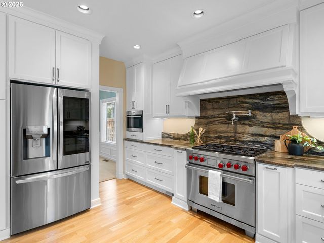 15262 Nw CASEY Dr, Portland, OR 97229