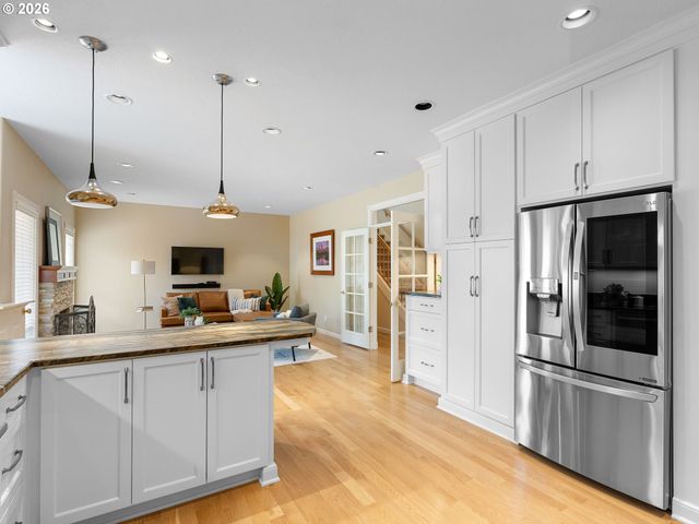 15262 Nw CASEY Dr, Portland, OR 97229