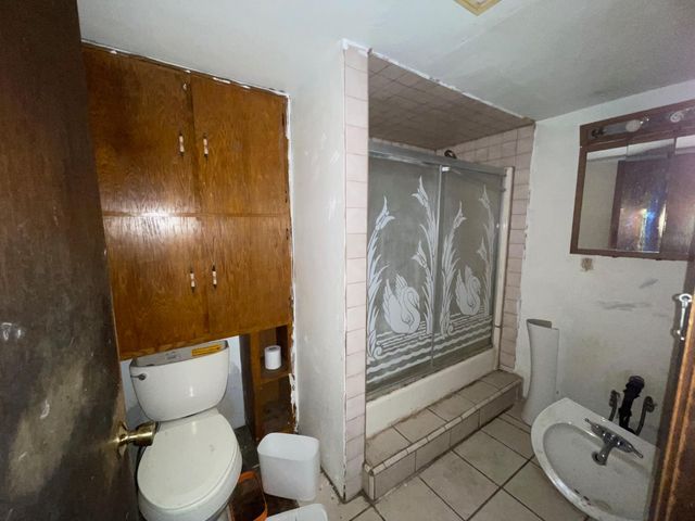 3044 Cesar Chavez Boulevard, Fresno, CA 93721