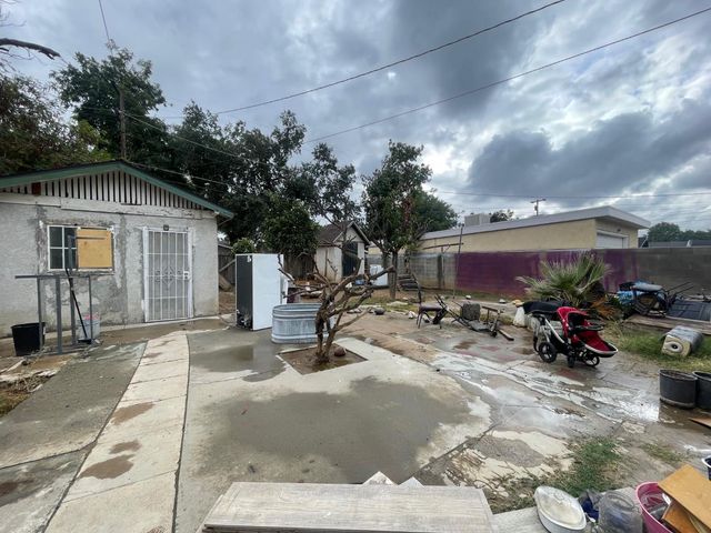 3044 Cesar Chavez Boulevard, Fresno, CA 93721