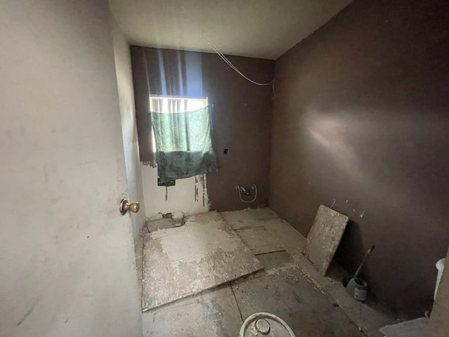 3044 Cesar Chavez Boulevard, Fresno, CA 93721