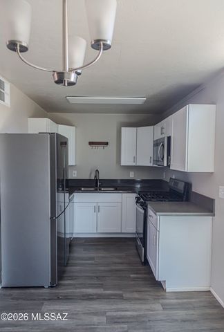 5110 E 29th Street, Tucson, AZ 85711