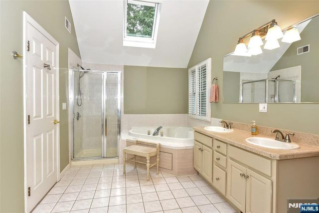 48 Ackerman Street, Waldwick, NJ 07430