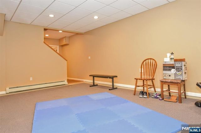 48 Ackerman Street, Waldwick, NJ 07430