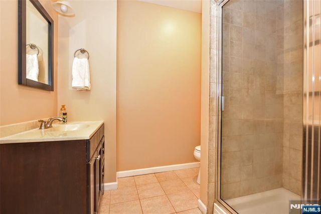 48 Ackerman Street, Waldwick, NJ 07430