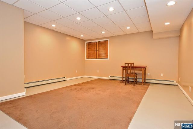 48 Ackerman Street, Waldwick, NJ 07430