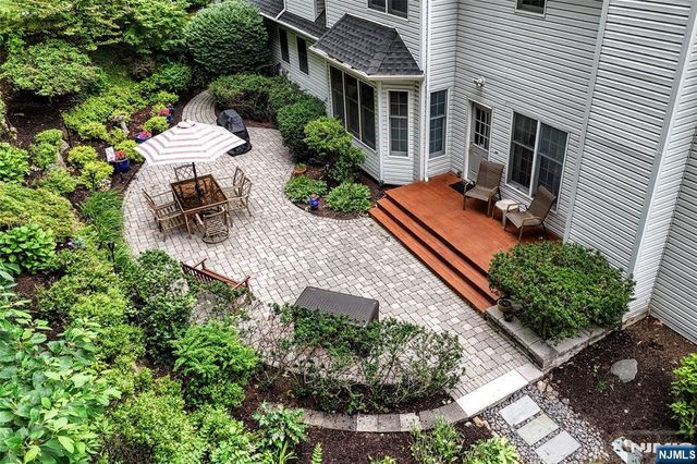48 Ackerman Street, Waldwick, NJ 07430
