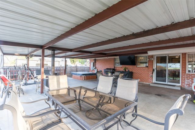 771 E 6th Street, Baird, TX 79504