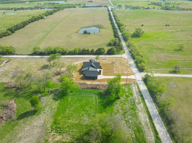 4863 County Road 1098, Celeste, TX 75423