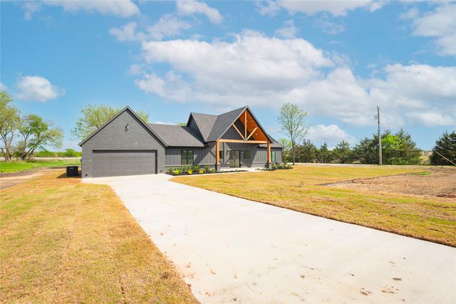 4863 County Road 1098, Celeste, TX 75423