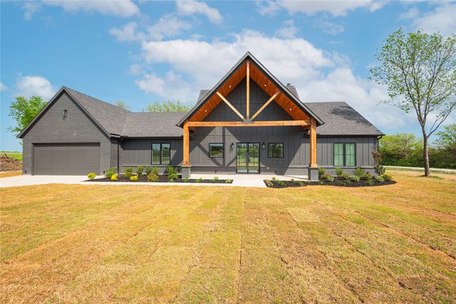 4863 County Road 1098, Celeste, TX 75423