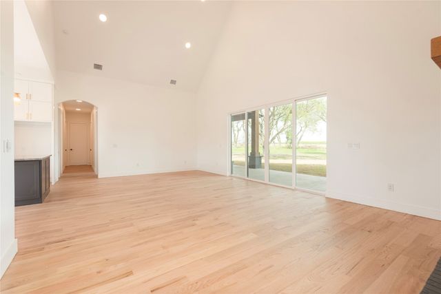 4863 County Road 1098, Celeste, TX 75423