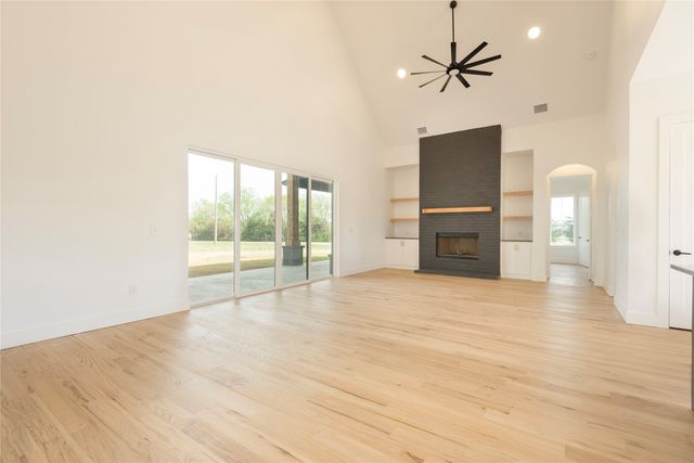 4863 County Road 1098, Celeste, TX 75423