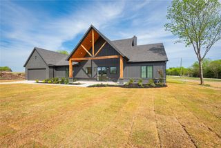 4863 County Road 1098, Celeste, TX 75423