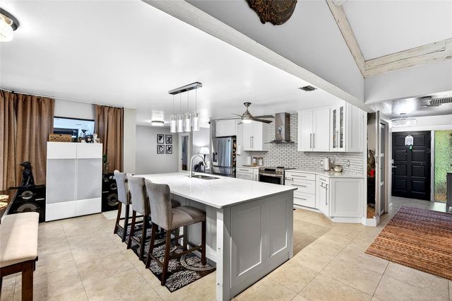 11795 SW HIGHWAY 484, Dunnellon, FL 34432