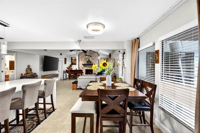 11795 SW HIGHWAY 484, Dunnellon, FL 34432