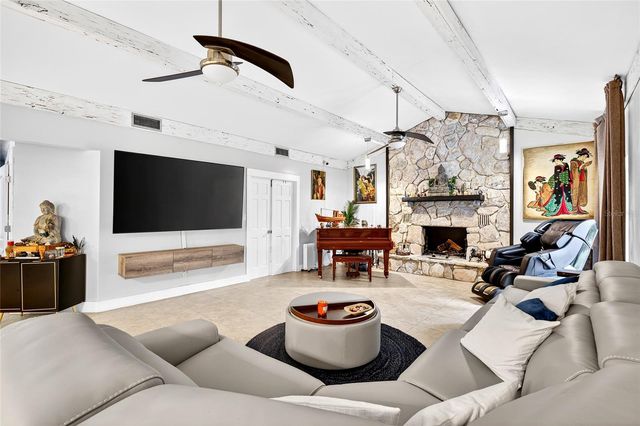 11795 SW HIGHWAY 484, Dunnellon, FL 34432