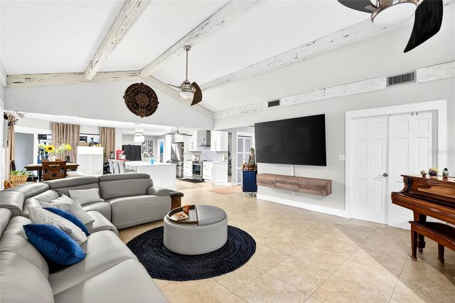 11795 SW HIGHWAY 484, Dunnellon, FL 34432