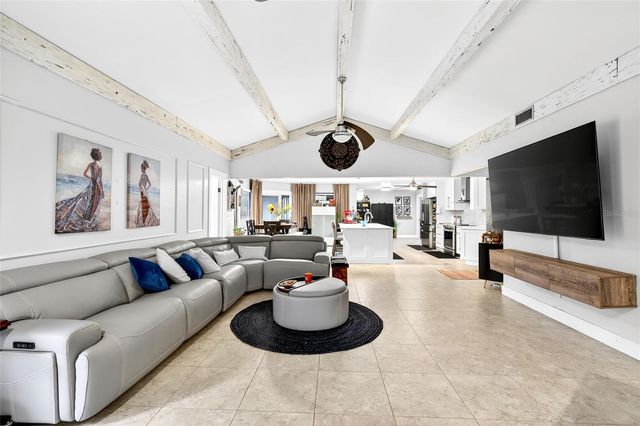 11795 SW HIGHWAY 484, Dunnellon, FL 34432