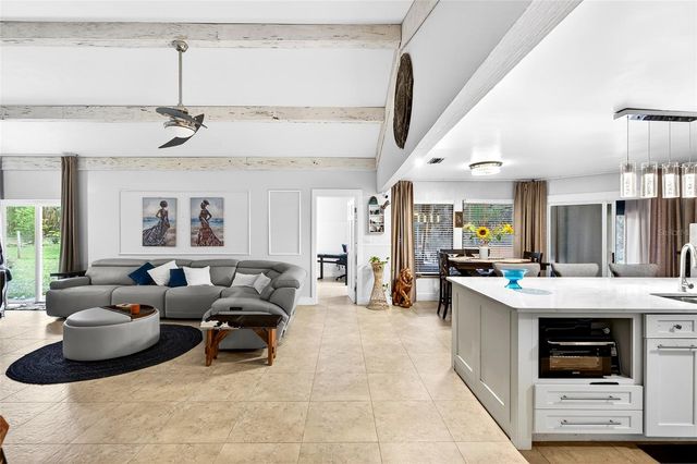 11795 SW HIGHWAY 484, Dunnellon, FL 34432