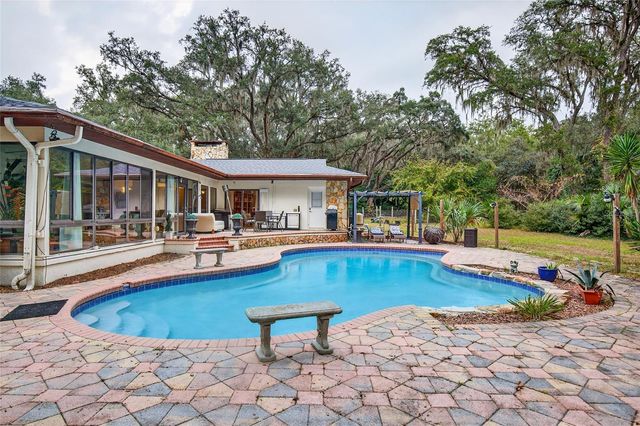 11795 SW HIGHWAY 484, Dunnellon, FL 34432