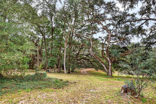 11795 SW HIGHWAY 484, Dunnellon, FL 34432