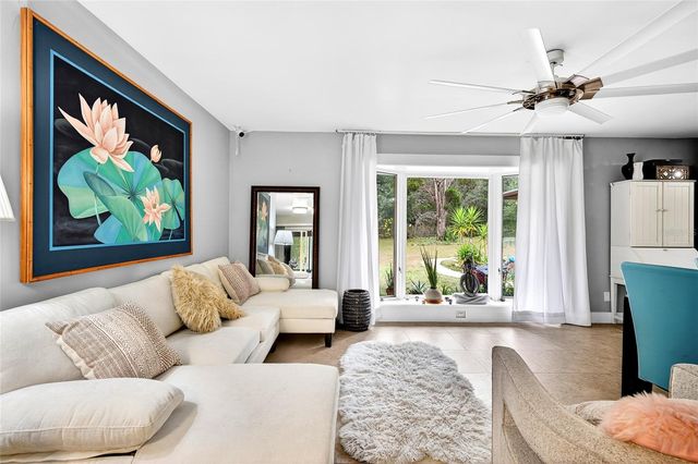 11795 SW HIGHWAY 484, Dunnellon, FL 34432