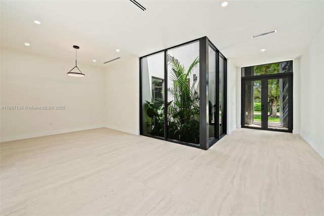 2940 SW 63rd Ave, Miami, FL 33155