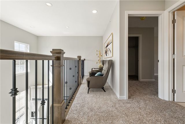 239 Lucca Ln, Upper St Clair, PA 15241