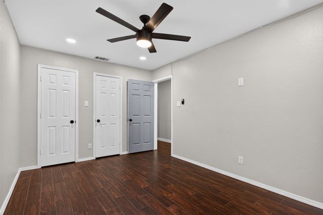 1618 Crosshaven Drive, Lewisville, TX 75077