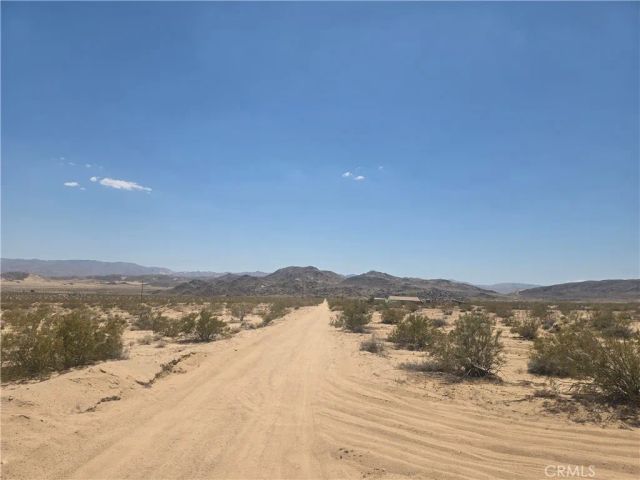 2 Mesa Verde, Joshua Tree, CA 92252