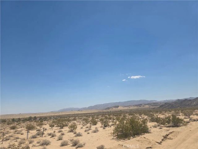 2 Mesa Verde, Joshua Tree, CA 92252