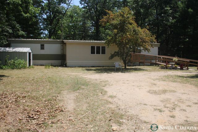 4855 Juniper Ridge Avenue, Newaygo, MI 49337