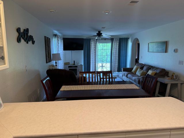 150 W Rockford Drive E2, Branson, MO 65616