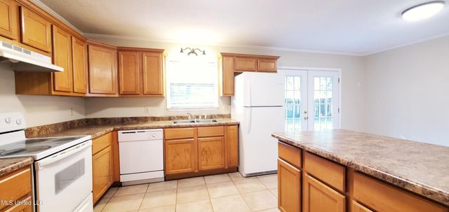 2606 Youpon Street, Ocean Springs, MS 39564