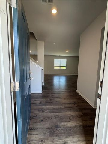 311 Deer Run Drive, Dallas, GA 30132