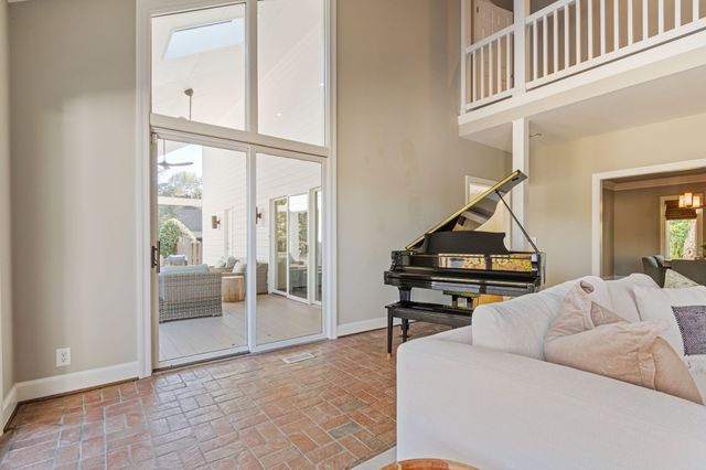 143 Prospect Hill, Nashville, TN 37205