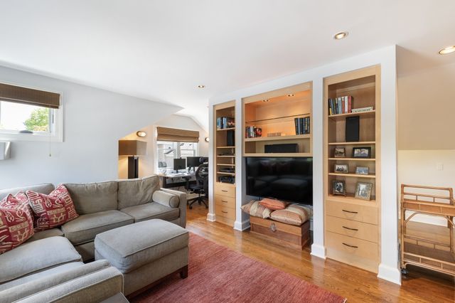 143 Prospect Hill, Nashville, TN 37205