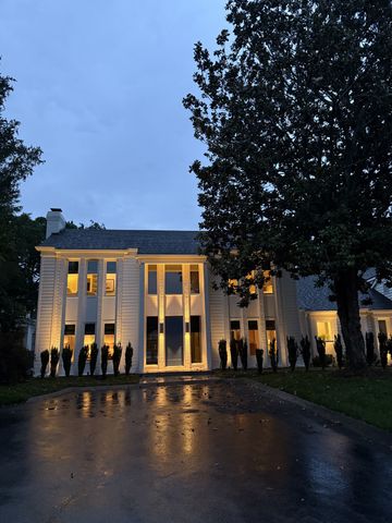 143 Prospect Hill, Nashville, TN 37205