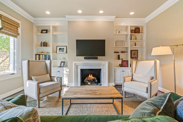 143 Prospect Hill, Nashville, TN 37205