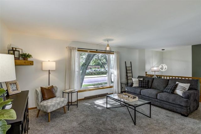 2915 Eisenhower Street, Eau Claire, WI 54701