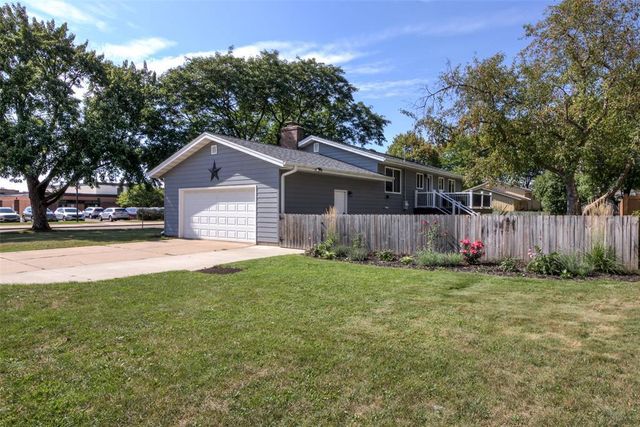 2915 Eisenhower Street, Eau Claire, WI 54701
