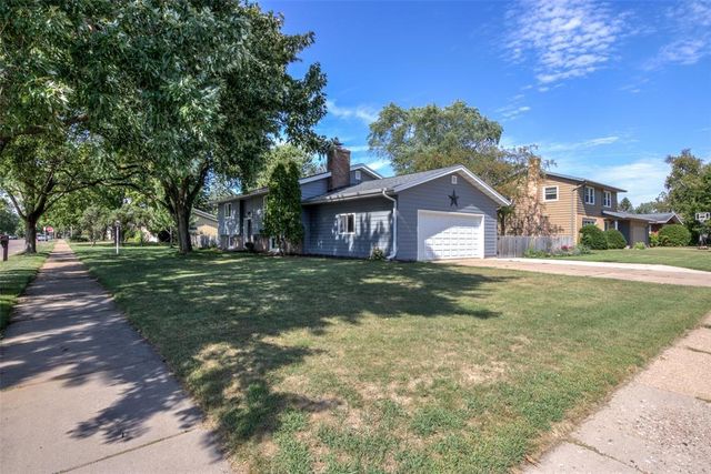 2915 Eisenhower Street, Eau Claire, WI 54701